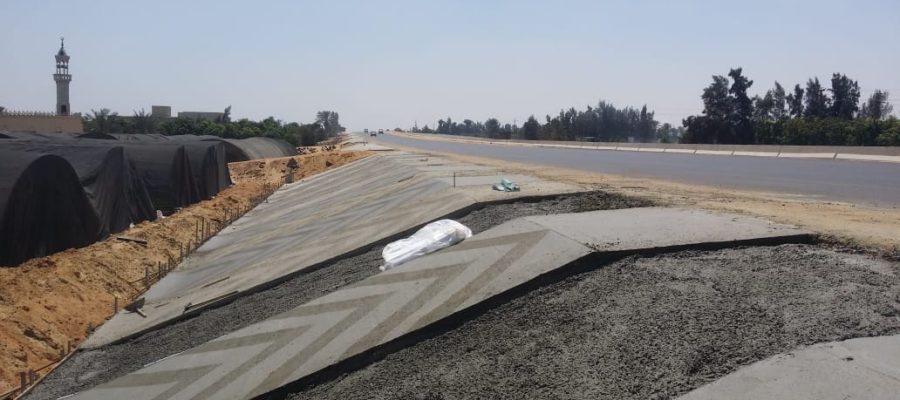 صب بلاطات الخرسانة